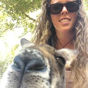 Meet your Posher, Shandie